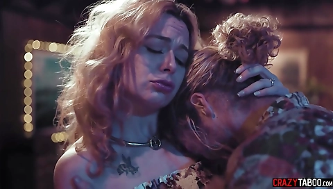 Hot blonde with huge ass gets anal