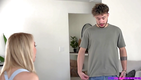 Hawt slut rides cock in fuck