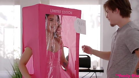 Hot blonde makes love to be rosa- kandy