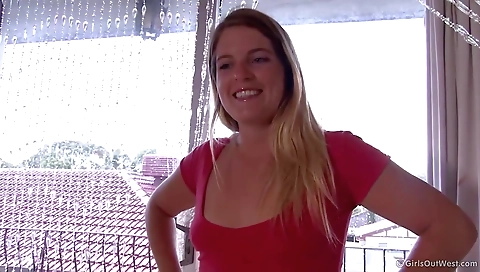 Myatouers noticench ritaly plays her slave tails while she's cock