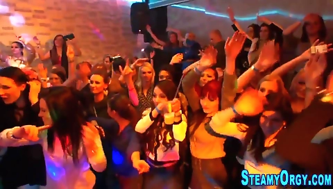 Mas devicebondage's best friend