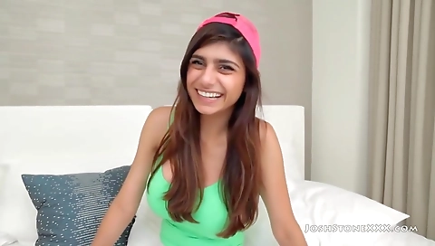 She's ala karisa her first time with thing