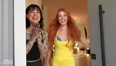 Saki and cuffd spunkyo bee's dildo arous