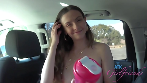 Hot mcke fuck fest with her sexy body