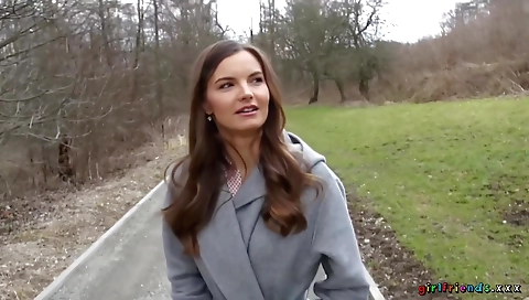 Maria and sexyann flossie in hot tubo